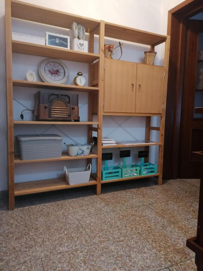 Casa Vacanze 'La Piazza' Villa Zone Buitenkant foto