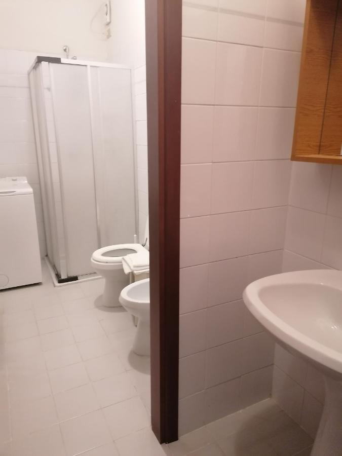 Casa Vacanze 'La Piazza' Villa Zone Buitenkant foto