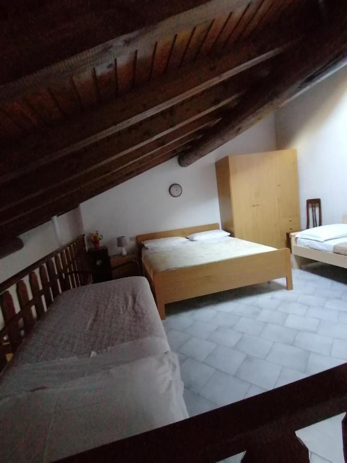 Casa Vacanze 'La Piazza' Villa Zone Buitenkant foto