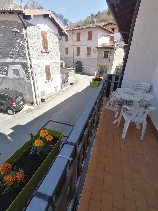 Casa Vacanze 'La Piazza' Villa Zone Buitenkant foto