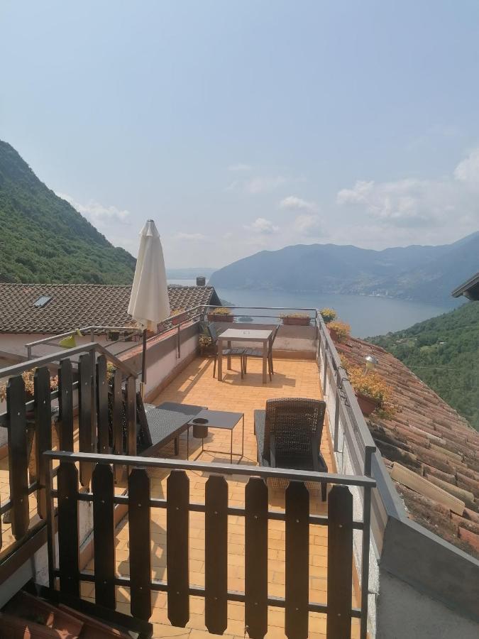 Casa Vacanze 'La Piazza' Villa Zone Buitenkant foto