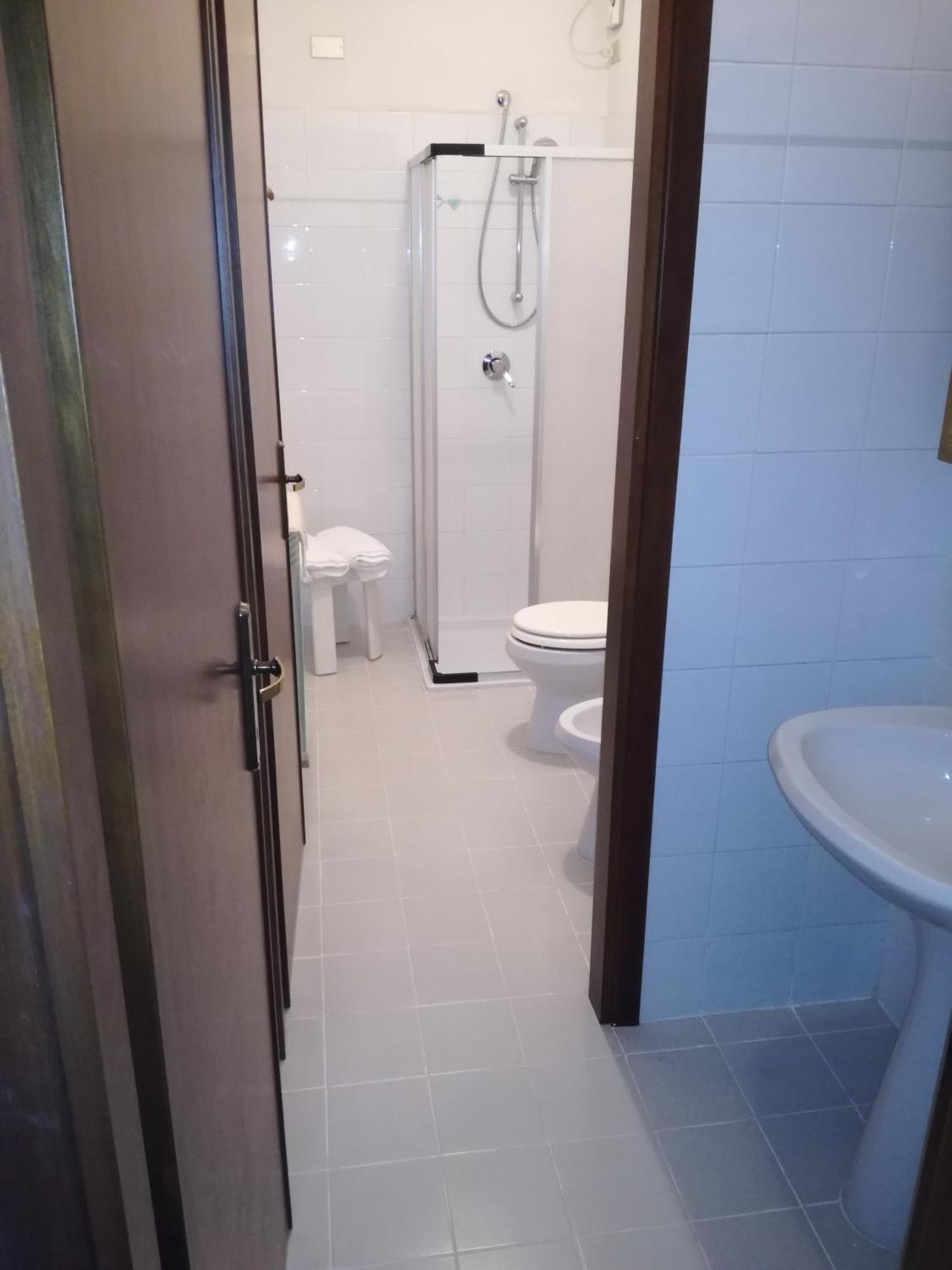 Casa Vacanze 'La Piazza' Villa Zone Buitenkant foto